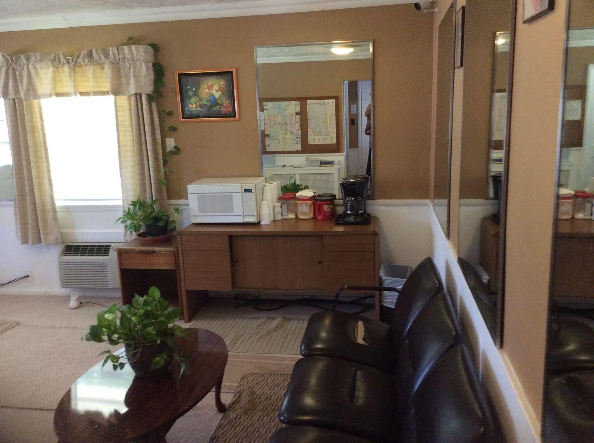 Woodridge Motel Тер От Екстериор снимка